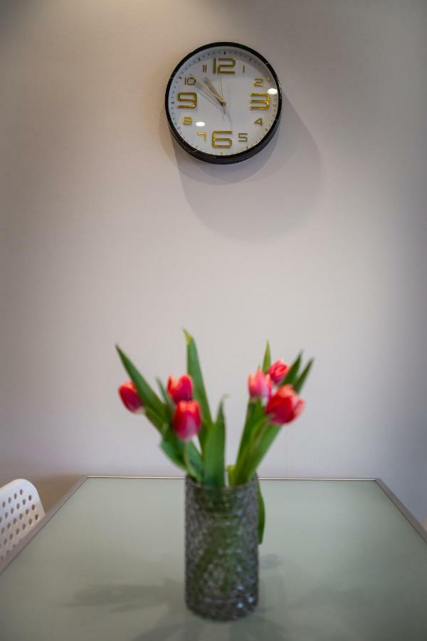 Apartament New Praga Near To Metro, Free Parking ワルシャワ エクステリア 写真